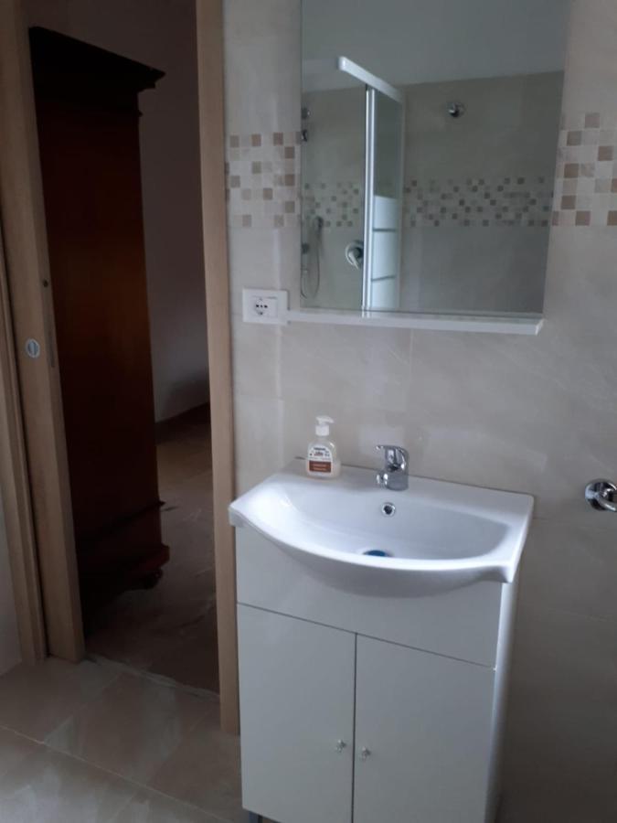 Casa Radiosa Varese Rooms Kültér fotó