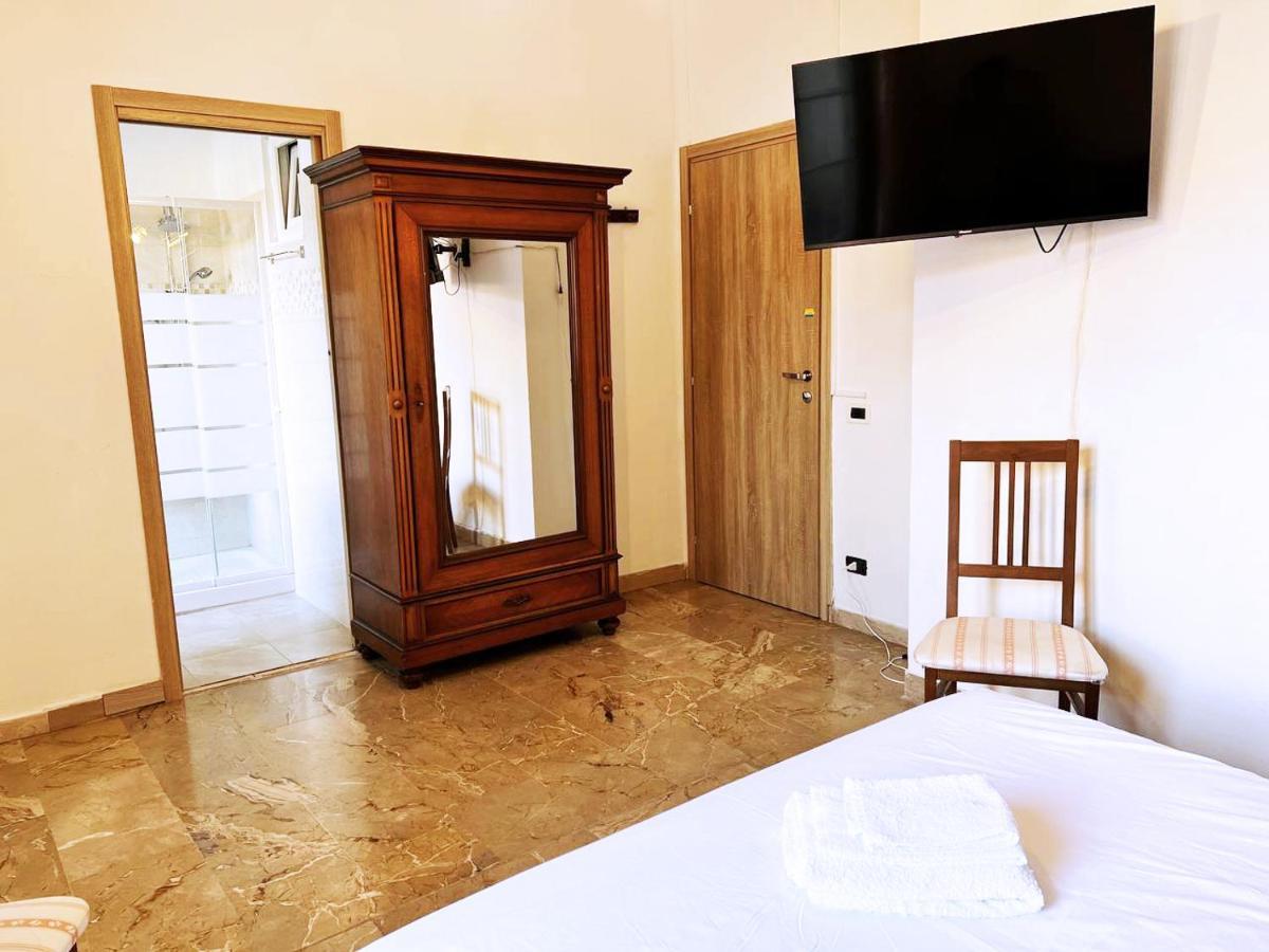 Casa Radiosa Varese Rooms Kültér fotó