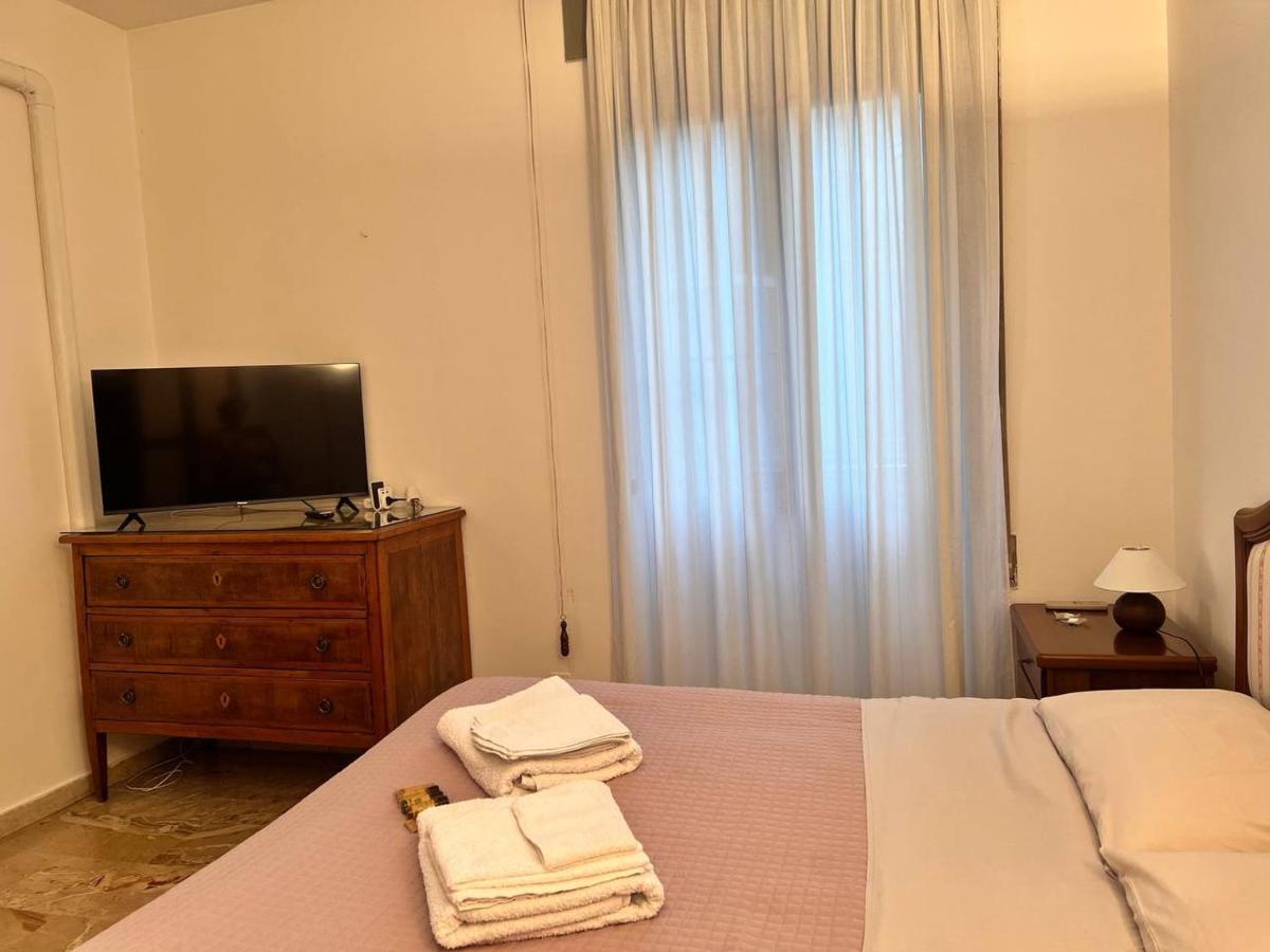Casa Radiosa Varese Rooms Kültér fotó